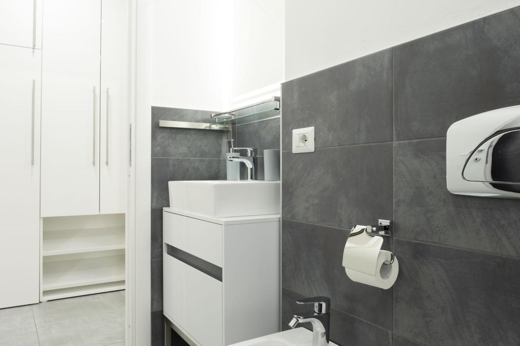 Appartamento Clalia Luino Exterior photo