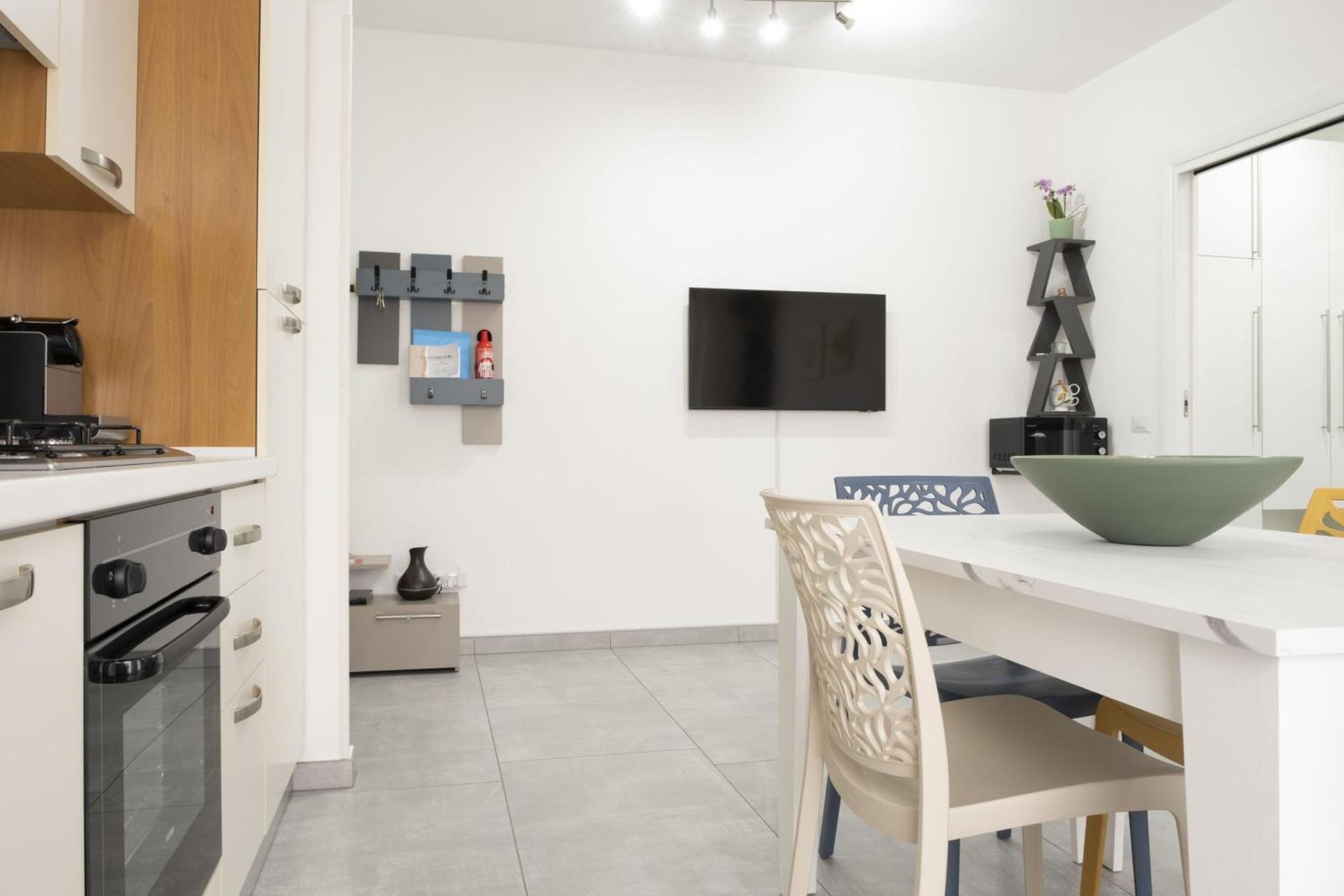 Appartamento Clalia Luino Exterior photo
